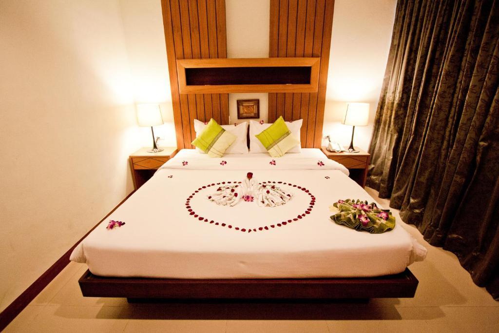 The Chambre Patong Room photo